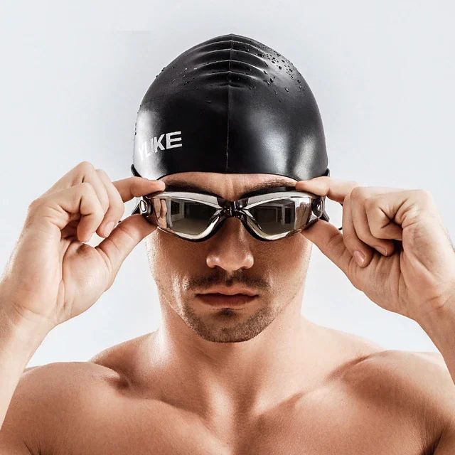 Men Swimming Shorts Waterproof Competition Swim Equipment Goggles with Ear-plug Cap Case